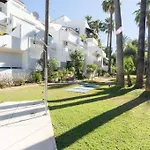 Incredible Luxury Location In Puerto Banus For Families Apartament Marbella