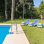 Incredible Luxury Location In Puerto Banus For Families Apartament Marbella