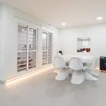 Incredible Luxury Location In Puerto Banus For Families * Marbella