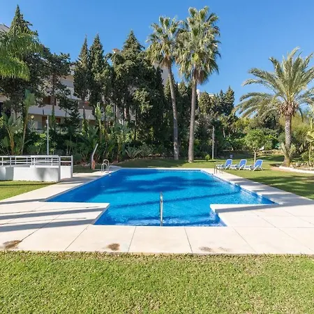 公寓 Incredible Luxury Location In Puerto Banus For Families *