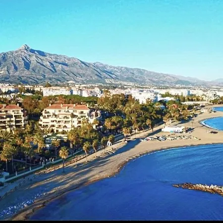 Incredible Luxury Location In Puerto Banus For Families * 马尔韦利亚