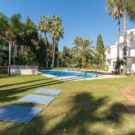 Incredible Luxury Location In Puerto Banus For Families Appartement Marbellac