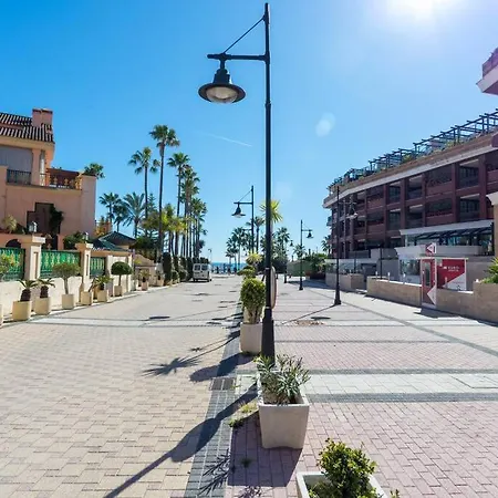 Incredible Luxury Location In Puerto Banus For Families *