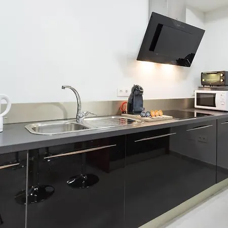Incredible Luxury Location In Puerto Banus For Families Marbellac