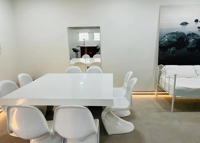 Incredible Luxury Location In Puerto Banus For Families