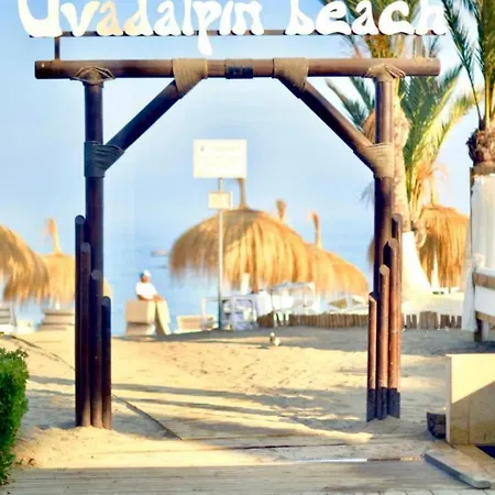 Incredible Luxury Location In Puerto Banus For Families Lejlighed