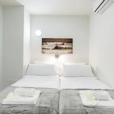 Incredible Luxury Location In Puerto Banus For Families Apartman *