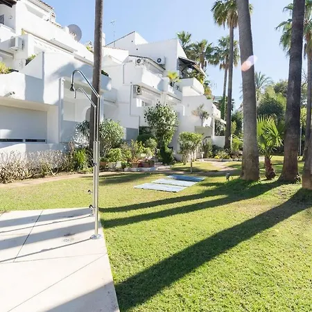 Incredible Luxury Location In Puerto Banus For Families Апартаменты Марбелья