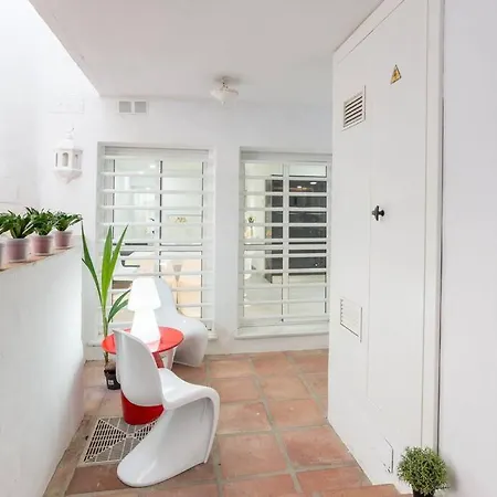 Incredible Luxury Location In Puerto Banus For Families * Марбелья